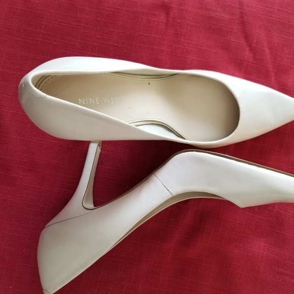 Shoes - Picture 2 of 2